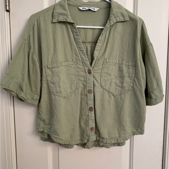 Zara Crop Button Down - Picture 1 of 3